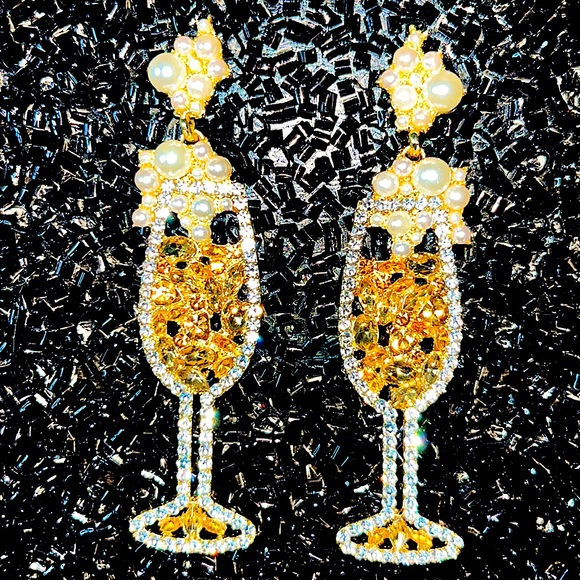 Champagne Taste for Pierced Ears Only - Picture 1 of 15